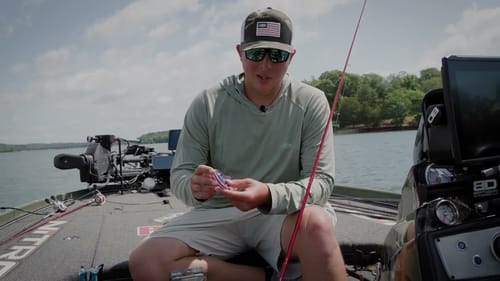 Bassmaster pro Cody Huff's line choices for forward sonar techniques