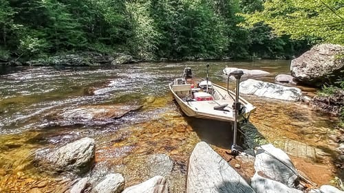 WE TOOK THE JET BOAT UP A SKINNY MOUTNAIN CREEK AND IT PAID OFF!!!!