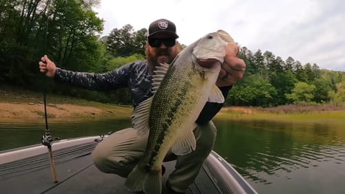 Fishing A New Lake - Best Tricks To Find Fish!