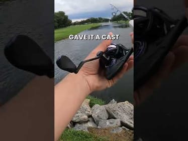 Golfers Help Us Land 5lb Bass! #fishing