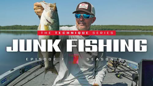 Early Summer JUNK Fishing (Breaking Down a NEW Lake!)