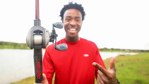 $50 Walmart BUDGET Bait-Caster (Abu Garcia MaxZ Review)