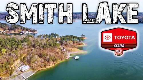 Catching BASS In CLEAR WATER!! Prefishing Day 5 For MLF Toyota on Smith Lake!