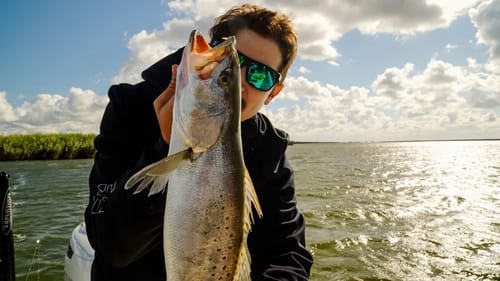 I Spent 48 Hrs Living & Fishing On A Barge In Venice Louisiana pt. 1