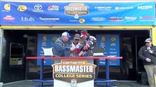 College weigh-in: 2018 Central Tour - Day 2