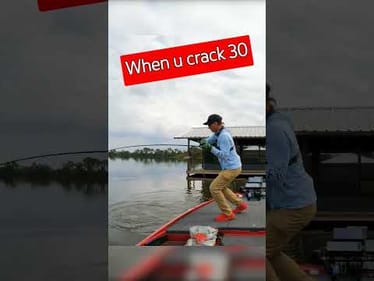 Catching a Tournament WINNING fish next to your friend