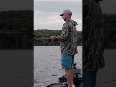Fishing the CONDITIONS! (Early Fall Bass Fishing)