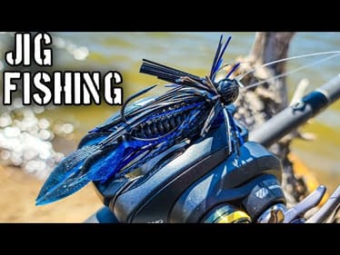 Spring Bank Fishing With a Jig (MY NEW FAVORITE JIG!)