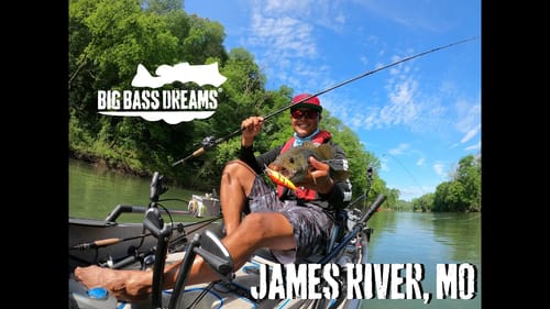 Floating on the James River, MO with @OliverNgy,@WRYMEDIA , @YakFishField , & CaptureFish