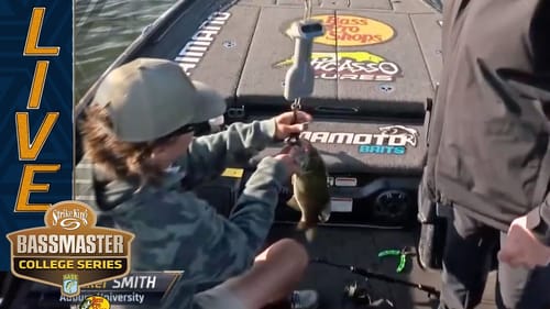 COLLEGE BRACKET: Tucker Smith takes the lead with a 2-9 smallmouth