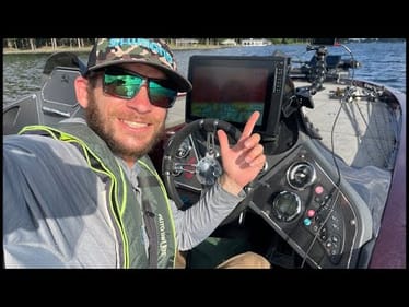 Live Tuesday Nighter at Lake Anna!