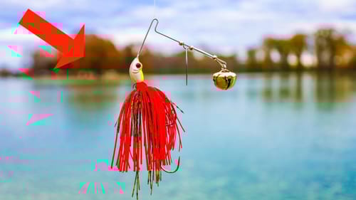 I MADE A JINGLE BELL SPINNERBAIT!!! (CHRISTMAS LURE CHALLENGE)