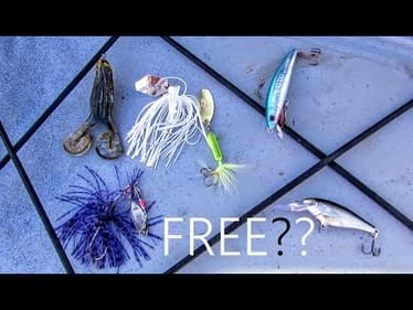 Finding FISHING LURES while KAYAK BASS FISHING