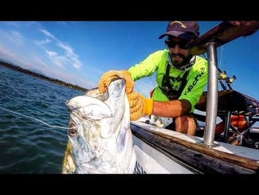 I FINALLY caught a GIANT TARPON on a LURE!