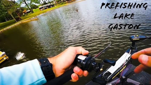 SEARCHING for The WINNING PATTERN on LAKE GASTON || Bass Tournament PreFishing