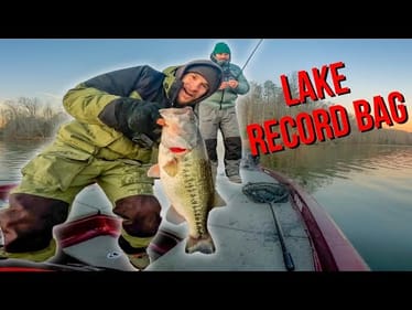 WE CAUGHT A LAKE RECORD BAG! New PB & GIANT BASS In Winter Bass Tournament (PT 1) @FISH4FIVE