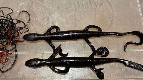 Texas Rigged Lizards…95% Of All Anglers Use The Wrong Hook In Them…