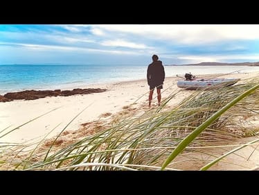 I'm Stranded! Camping Alone On An Uninhabited Island, Wind Storm Update