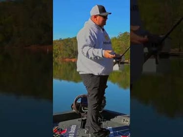 Finesse Jigs with Bill Lowen! @HumminbirdTV