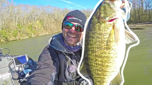 HOOKED MYSELF and my PB BASS ~ INSANE CURRENT FISHING