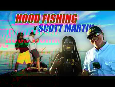 HOOD FISHING vs PRO ANGLER Big Fish BATTLE