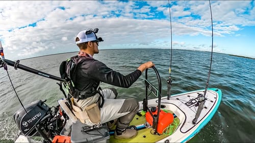 MICRO BOAT  FISHING PLATFORM - four rods in every direction with live bait