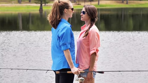 Wife Fishing Battle!! | Ocean Spoon Girl vs Heather