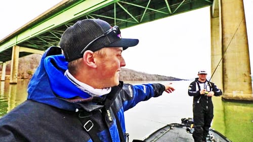 Fishing BRIDGES and HIGHWAYS for BIG BASS! (LAKE GUNTERSVILLE)