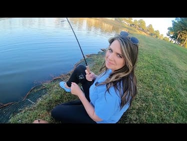 GIRLFRIEND has MELTDOWN while FISHING!!
