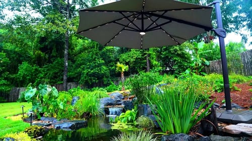 GIANT SOLAR POWERED UMBRELLA (FISH EMERGENCY)