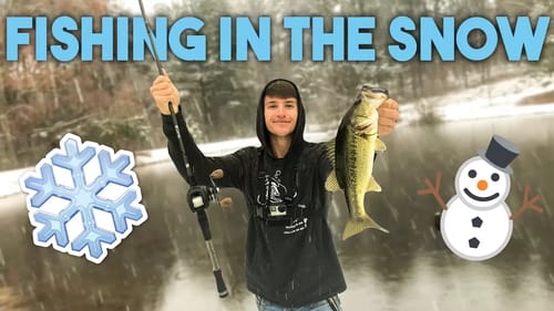 FISHING IN THE SNOW (VLOG)