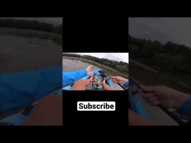 GIANT bass out of thick grass (kayak bass fishing) #shorts