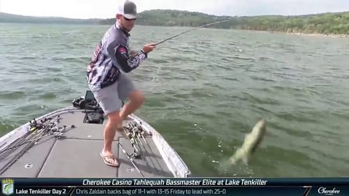 Kyle Monti upgrades off-shore to take the lead