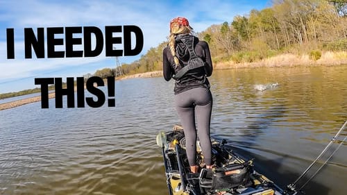 ULTRA shallow SPRING Texas Fishing (How many fish are back here?!)