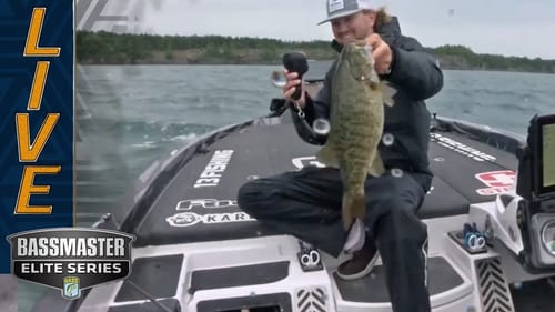ST. LAWRENCE: Welcher lands a giant in the waves
