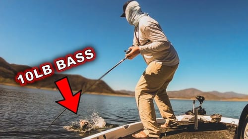 FAIL - 10 Pound Bass Comes Off At The Boat!!