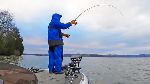 How To Catch COLD, FINICKY, CRAPPIE! Make Them Bite With These TRICKS!