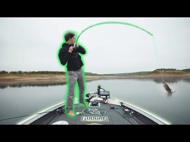 This BACKWATER Pond Was LOADED With Hungry Fish -- (On The Border Pt. 2)