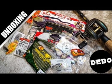 Subscriber Lure Unboxing | Soft Plastics, Crankbaits and Shimano Curado!