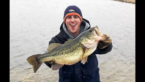 GIANT Early Spring Prespawn Bass - We CRUSHED Them!
