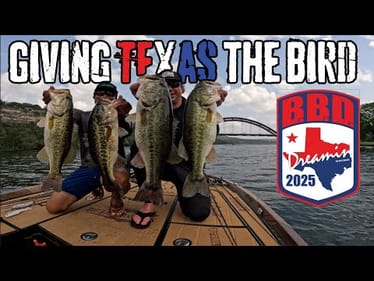 Giving Texas the Bird! Insane Bass Fishing Adventure in Texas WE'RE BACK!