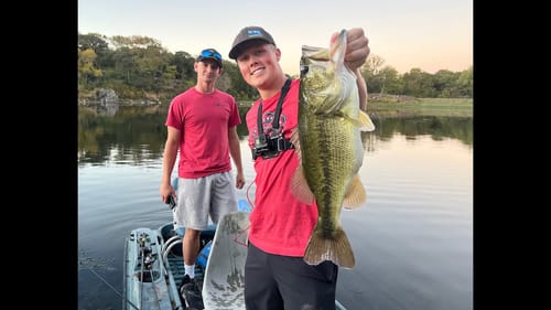 PB on the last cast! (Fall reaction bait fishing)