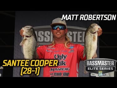 Matt Robertson leads Day 1 of Bassmaster Elite at Santee Cooper with 28 pounds, 1 ounce