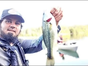 KAYAK BASS FISHING MELTON HILL LAKE  (EP. 2)