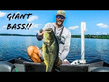GIANT BASS Eats My LURE Right BESIDE The BOAT!!! || My BIGGEST Bass EVER on MY Channel!!!