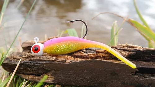Micro Lure Catches FAT Bass (Tiny Lure Fishing Challenge)