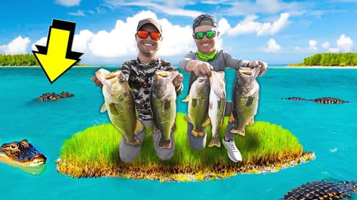 Fishing FLOATING ISLANDS for BIG BASS! ( GATOR INFESTED )