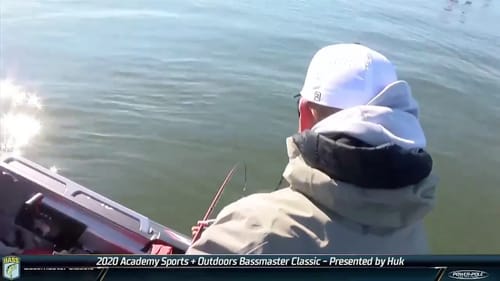 Yamaha Clip of the Day (Cherry maintains Classic lead)
