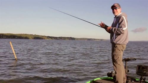 Mimicking Crawfish around Cover for Bass Fishing