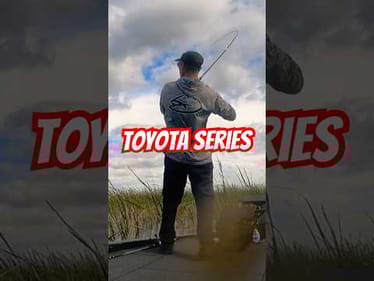 BOAT FLIP ONLY‼️ Toyota Series Lake Okeechobee - FLIPPING #short #bassfishing #okeechobee